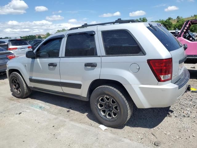 2005 Jeep Grand Cherokee Laredo