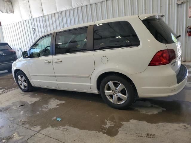 2009 Volkswagen Routan SE