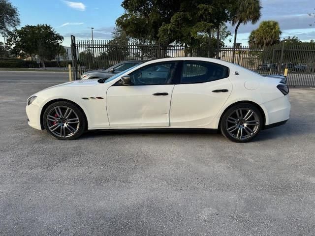 2016 Maserati Ghibli S