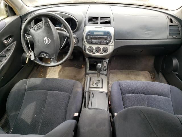 2003 Nissan Altima Base