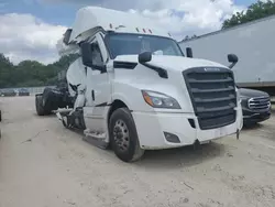 Camiones salvage sin ofertas aún a la venta en subasta: 2021 Freightliner Cascadia 126