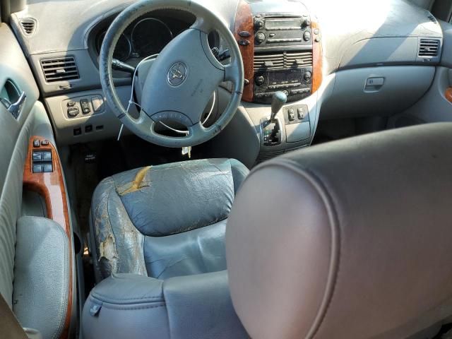 2006 Toyota Sienna XLE