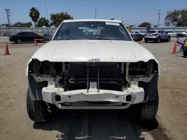 2006 Jeep Grand Cherokee Laredo