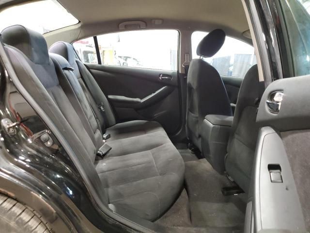 2010 Nissan Altima Base