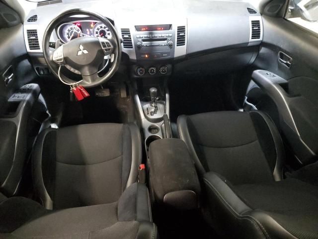 2011 Mitsubishi Outlander SE