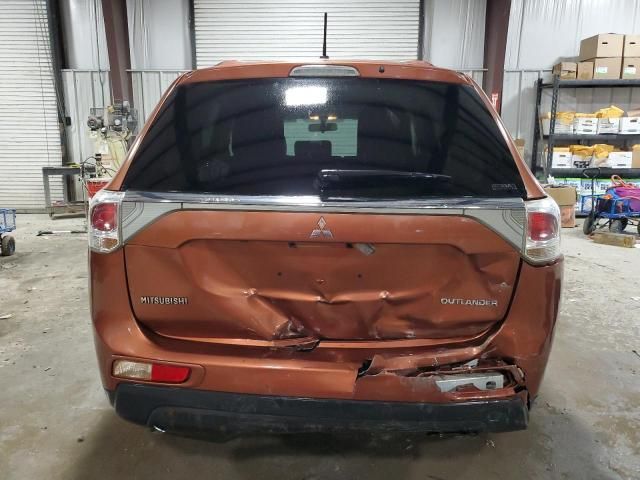 2015 Mitsubishi Outlander SE