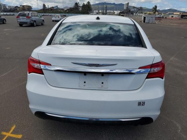 2013 Chrysler 200 Touring