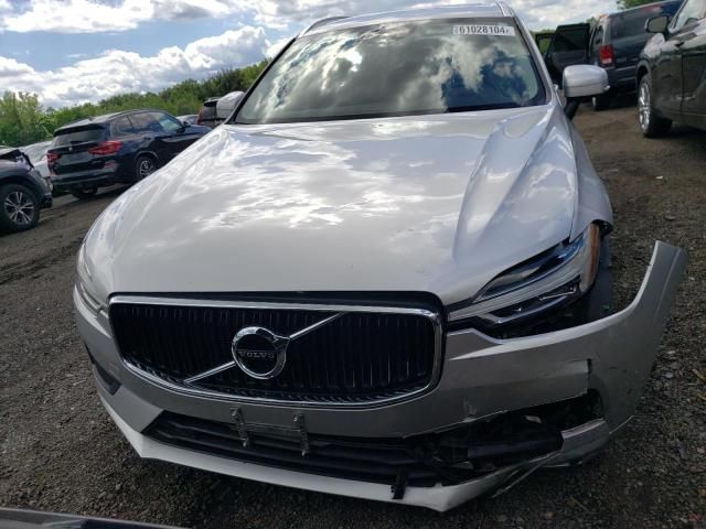 2021 Volvo XC60 T6 Momentum