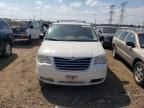 2010 Chrysler Town & Country LX