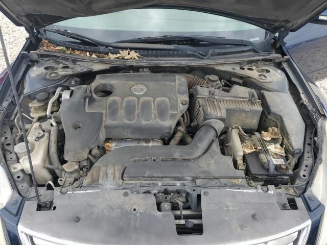 2010 Nissan Altima Base