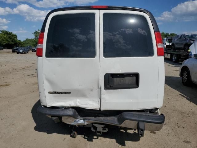 2018 Chevrolet Express G2500