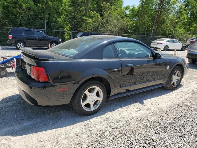 2004 Ford Mustang