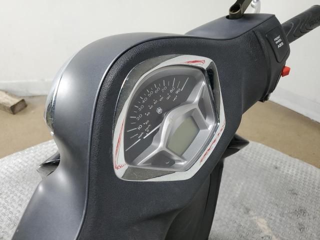 2020 Vespa LX150-S