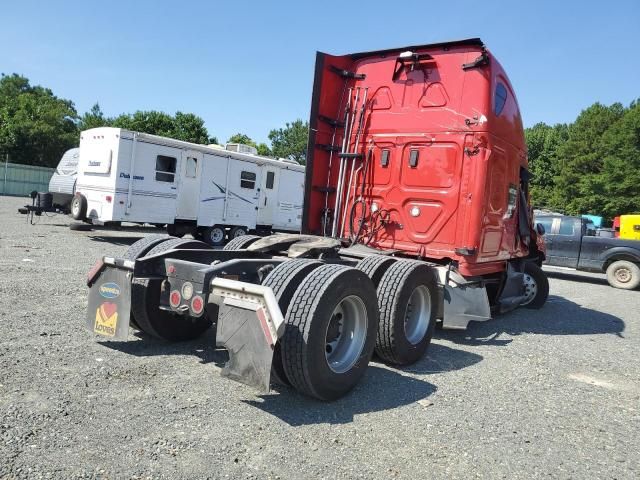 2017 Freightliner Cascadia 125