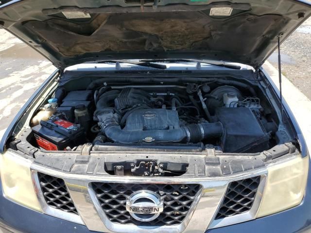 2005 Nissan Pathfinder LE