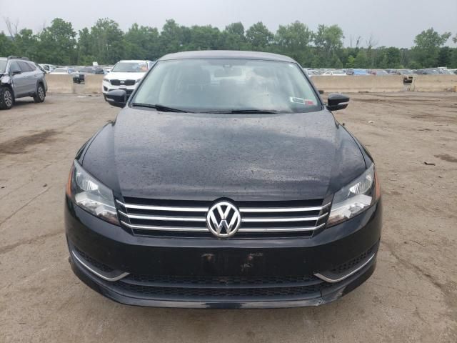 2015 Volkswagen Passat S