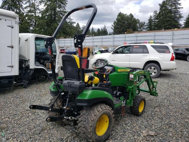 2022 John Deere 1025R