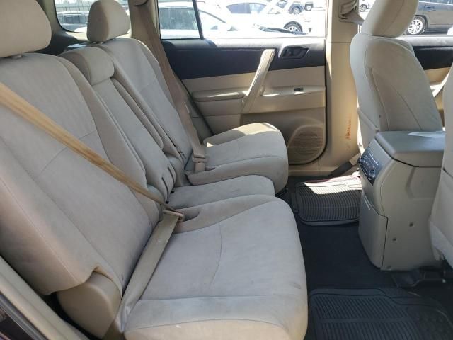 2013 Toyota Highlander Base