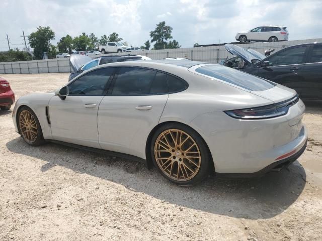 2023 Porsche Panamera Base