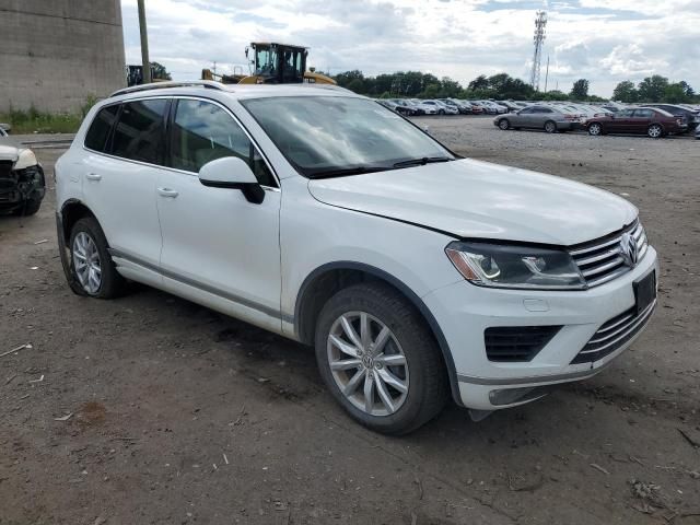 2016 Volkswagen Touareg Sport