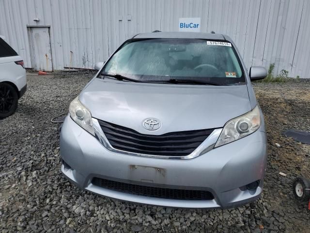 2011 Toyota Sienna LE