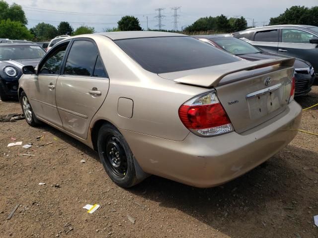 2005 Toyota Camry LE