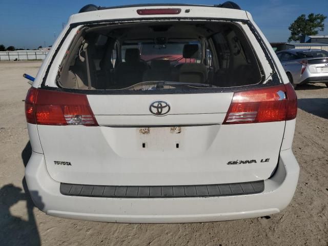 2005 Toyota Sienna CE