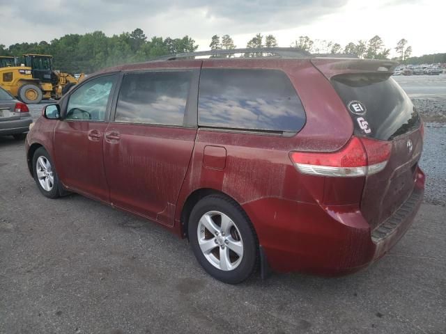 2011 Toyota Sienna LE