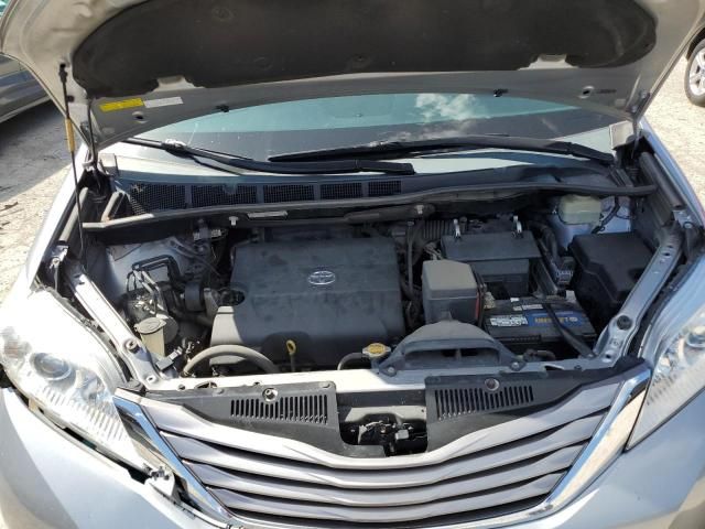 2015 Toyota Sienna XLE