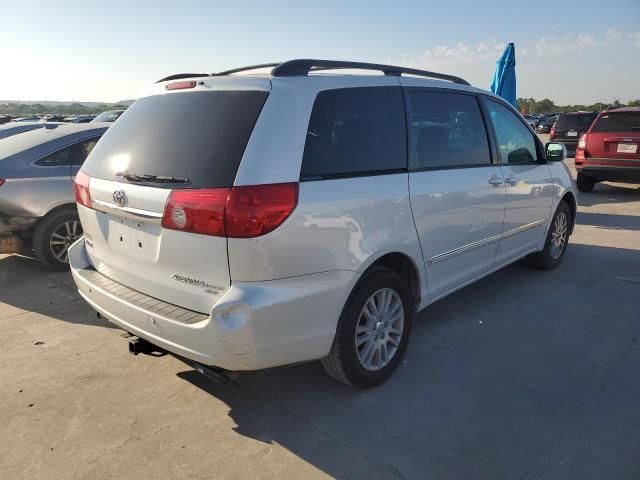 2008 Toyota Sienna XLE