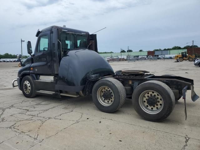 2016 Freightliner Cascadia 125