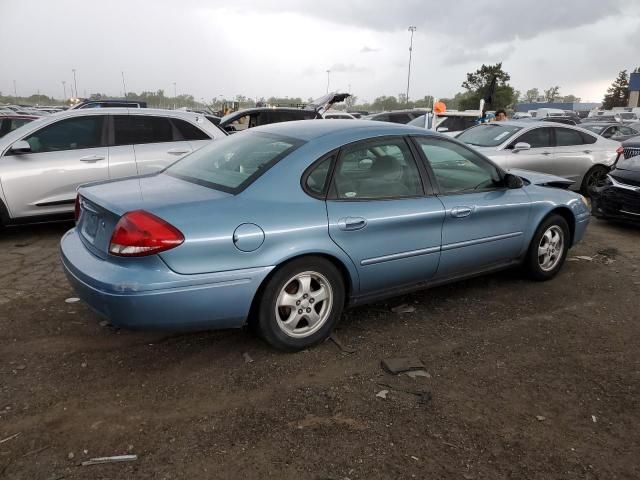 2005 Ford Taurus SE