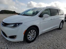 Carros dañados por granizo a la venta en subasta: 2019 Chrysler Pacifica Touring L