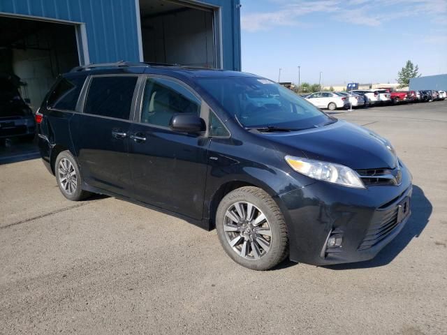 2019 Toyota Sienna XLE