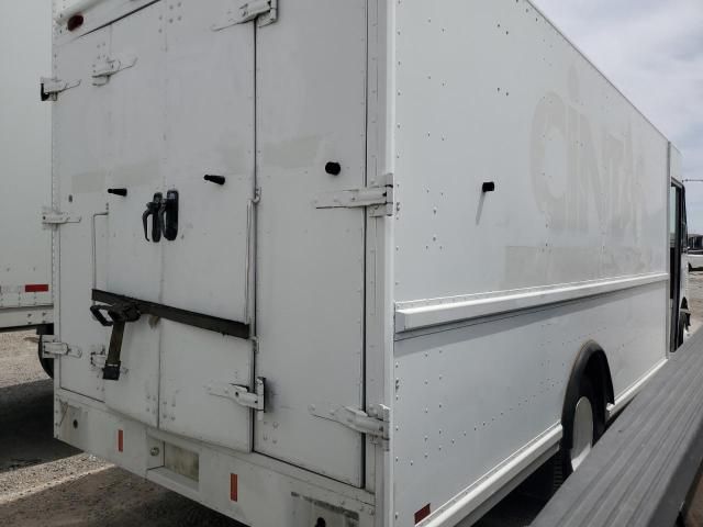 1999 Freightliner Chassis M Line WALK-IN Van