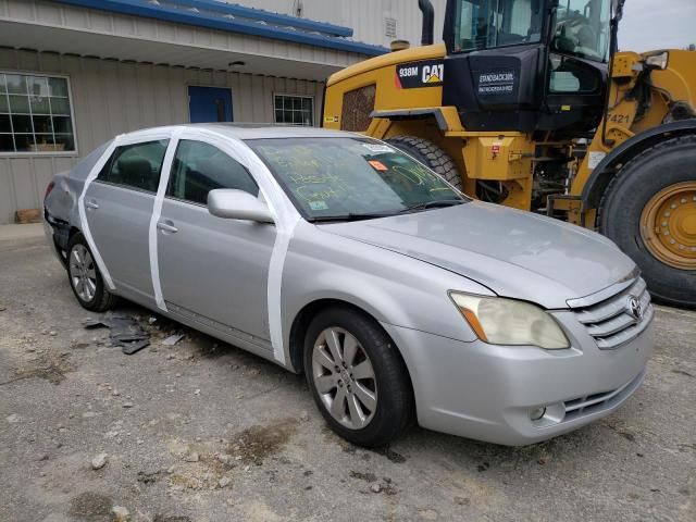 2005 Toyota Avalon XL