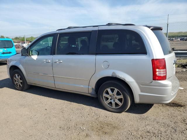 2010 Chrysler Town & Country Touring