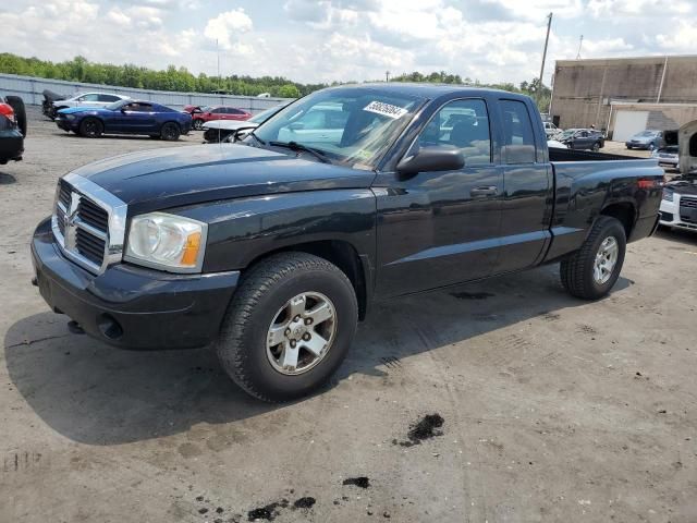 2006 Dodge Dakota SLT