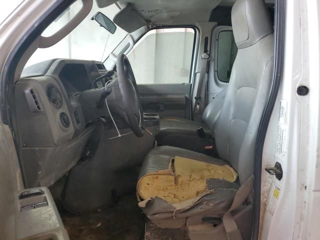 2011 Ford Econoline E350 Super Duty Van