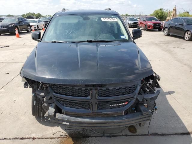 2020 Dodge Journey Crossroad