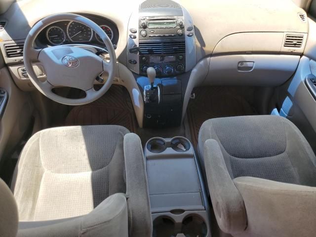 2006 Toyota Sienna CE