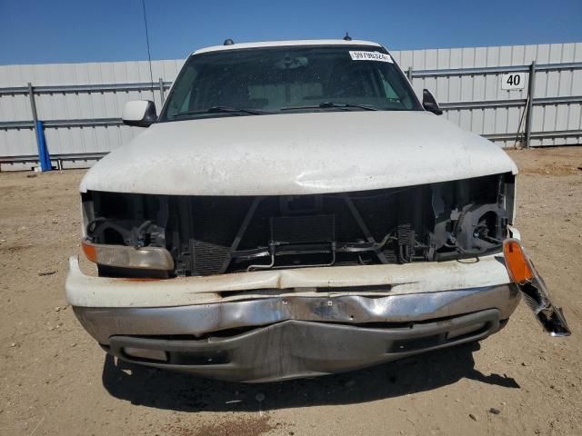 2005 Chevrolet Suburban C1500