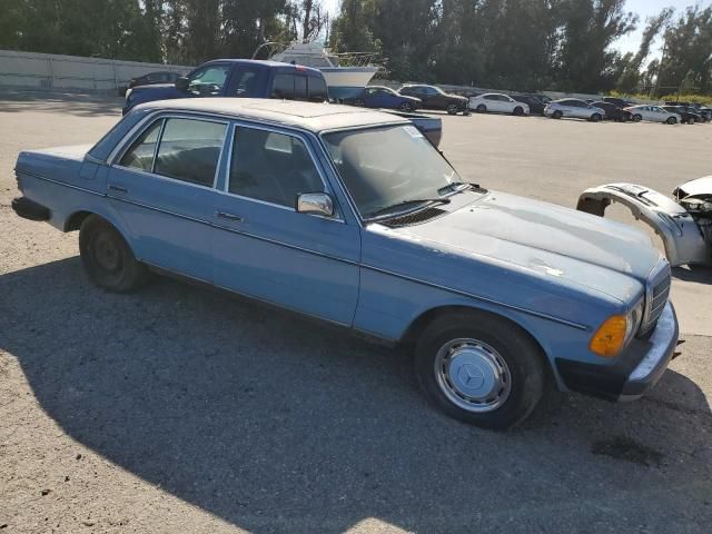 1980 Mercedes-Benz 240D