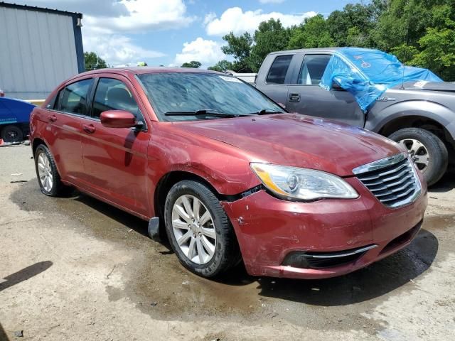 2013 Chrysler 200 Touring