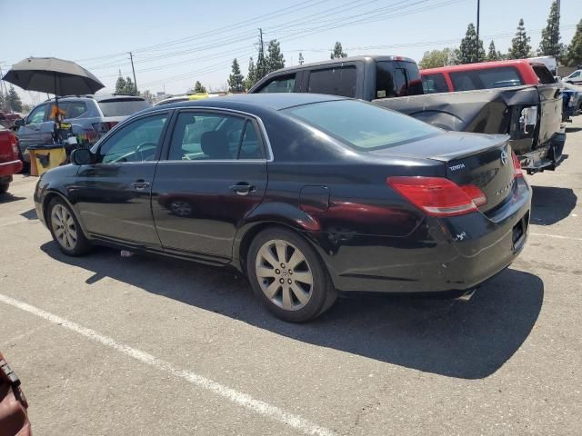 2005 Toyota Avalon XL