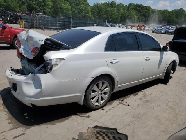 2005 Toyota Avalon XL