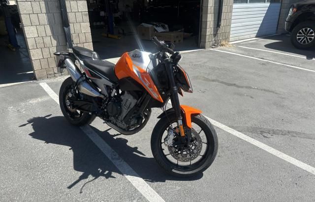 2019 KTM 790 Duke