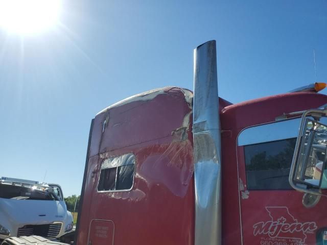 2006 Peterbilt 379