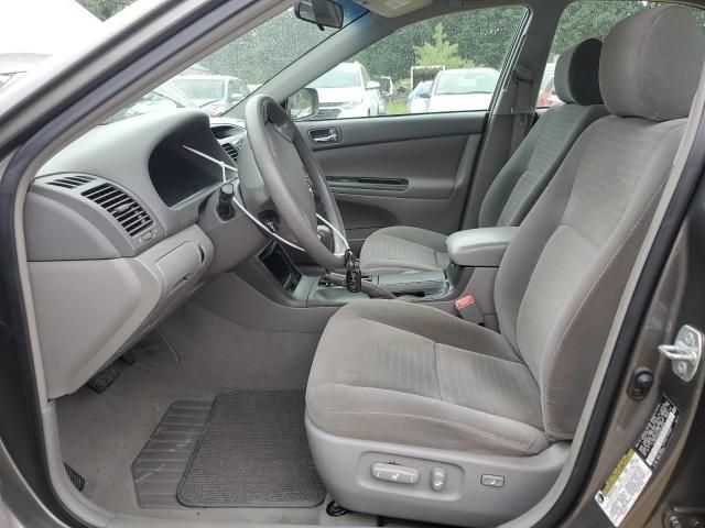 2005 Toyota Camry LE