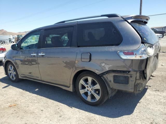 2014 Toyota Sienna Sport